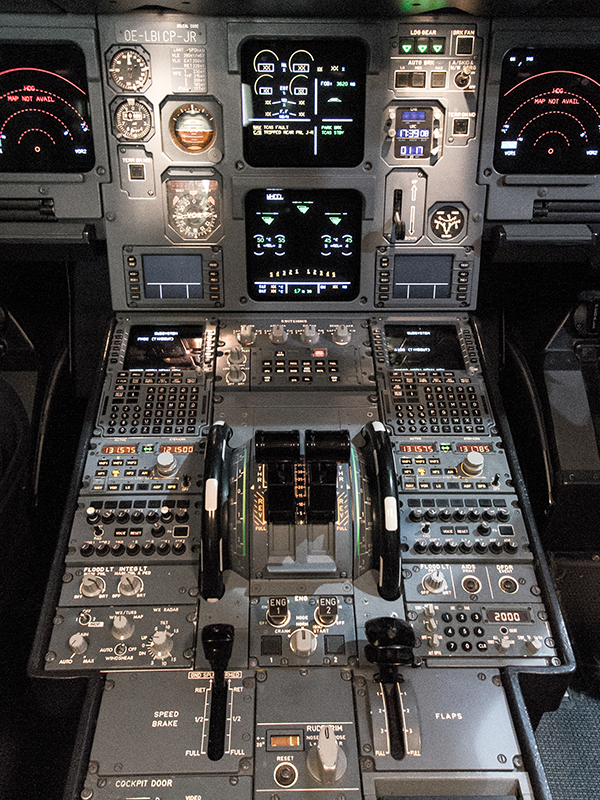 Cockpit der A380