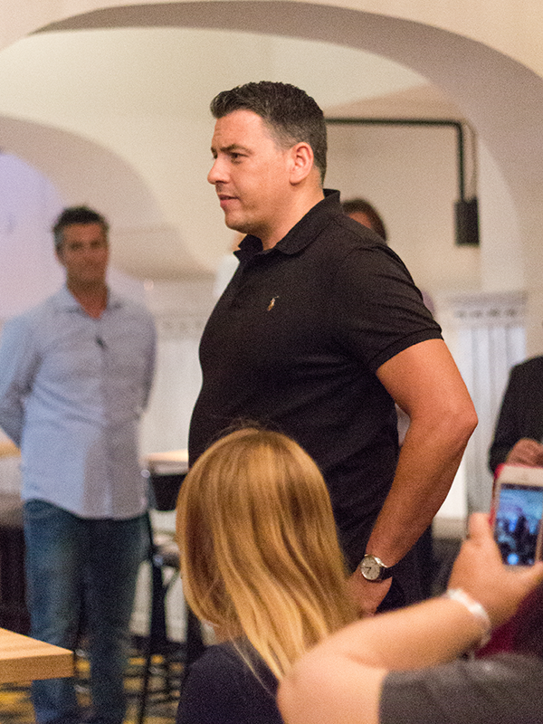 Der Eigentümer des Restaurants, Herr Huth.